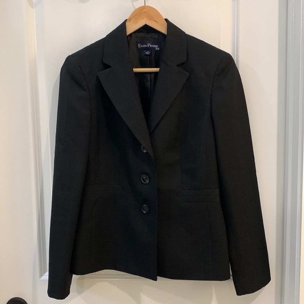 Evan-Picone Suit Jacket | Size: 6 | Color: Black